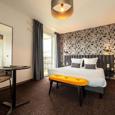 Néméa Appart'Hôtel Vélizy Europe Exterior foto