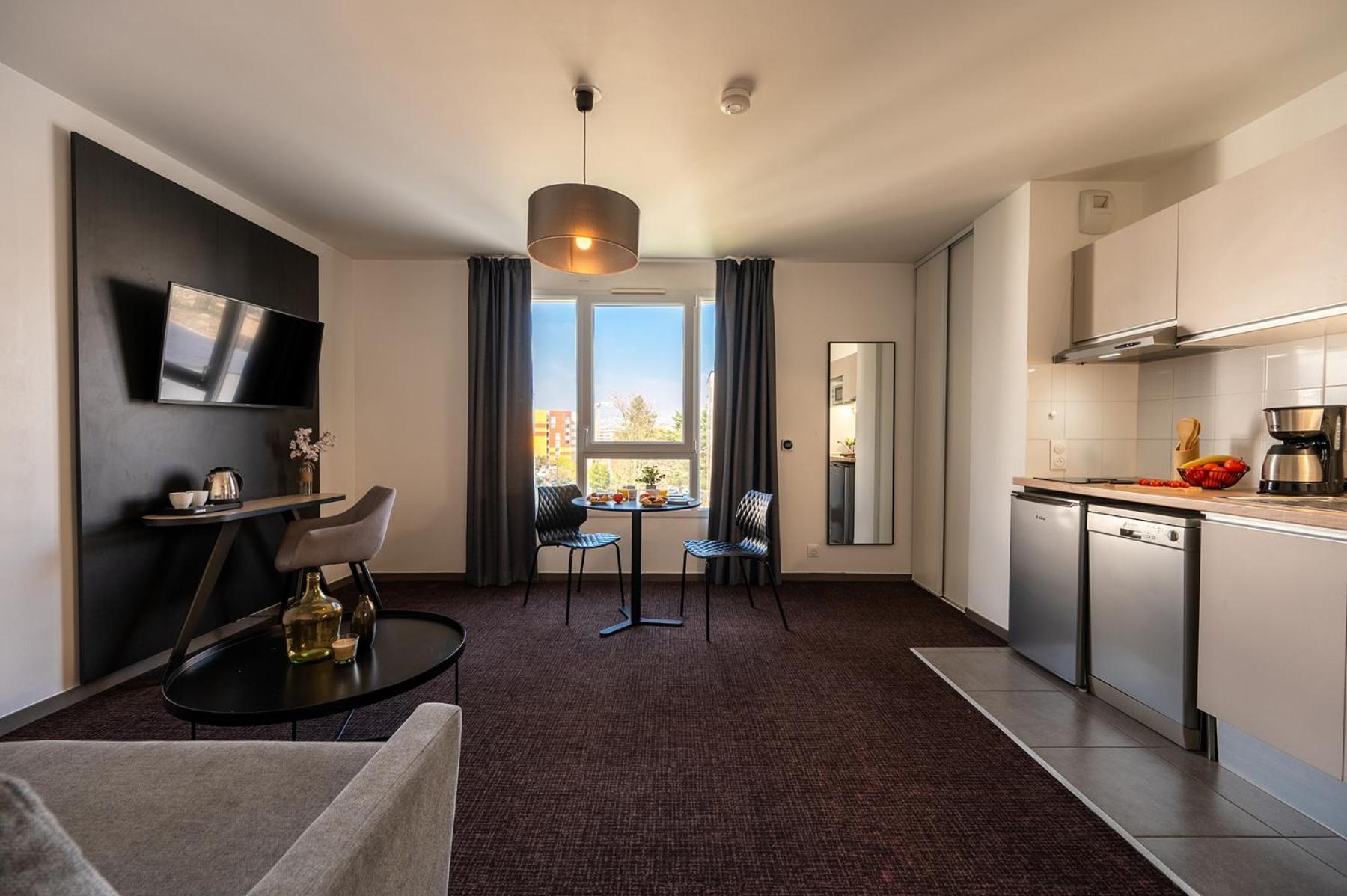 Néméa Appart'Hôtel Vélizy Europe Exterior foto